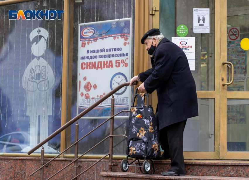 Коронавирус на 26 ноября: волгоградка теряет волосы после заболевания и массовое наказание бизнеса за нарушение режима