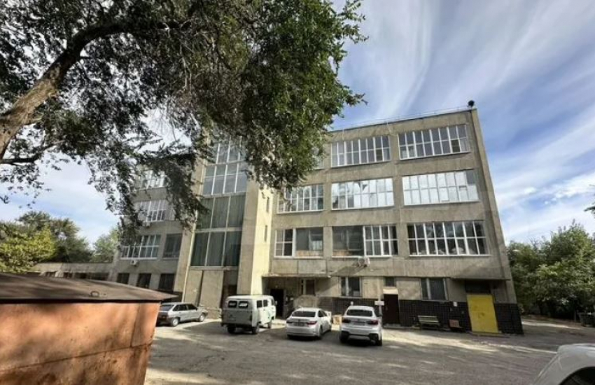 Цена сдулась почти в два раза: в Волгограде не могут продать бывшую фабрику «Цаpица» 