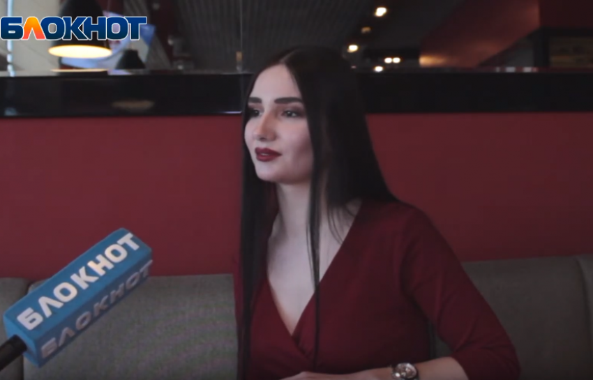 Участница «Мисс Волгоград – 2020» Антонина Донскова назвала эталоном женственности Монику Беллуччи