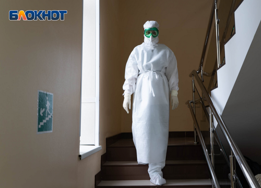 42-летний мужчина три дня лечился дома: подробности о новых умерших от COVID-19 в Волгоградской области