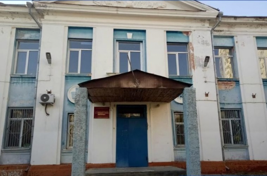 Школу №36 на Ангарском мэрия Волгограда пообещала отремонтировать до конца года