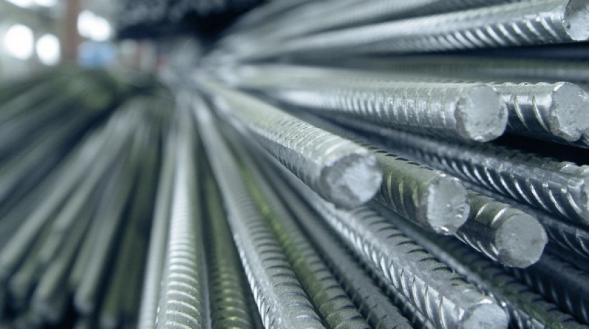 В Волгограде охранник вынес со стройки 7 тонн арматуры