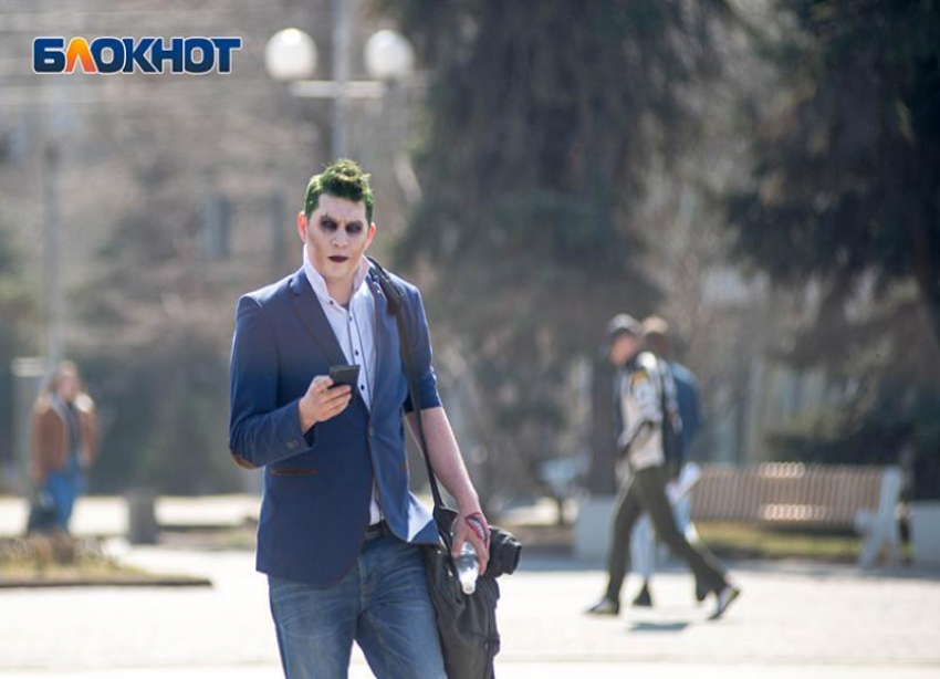 Самыми необщительными пользователями такси стали волгоградцы