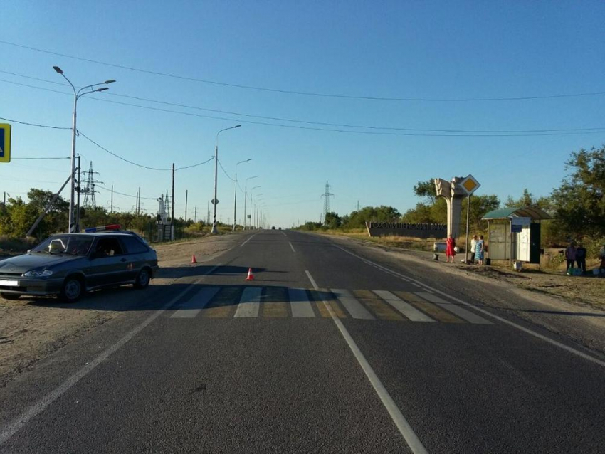 На севере Волгограда водитель «ВАЗ» сбил двух пенсионерок