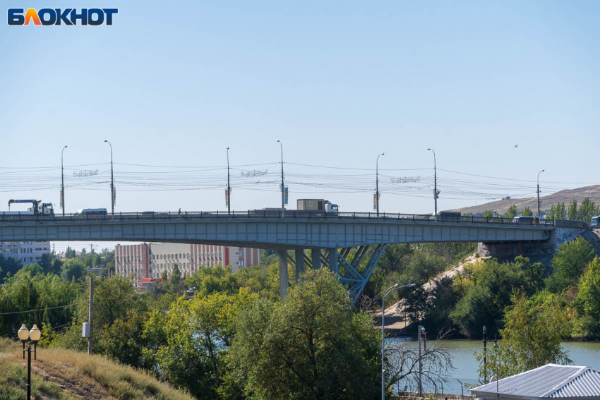 Намек на ремонт моста через ВДСК углядели в словах волгоградского губернатора 