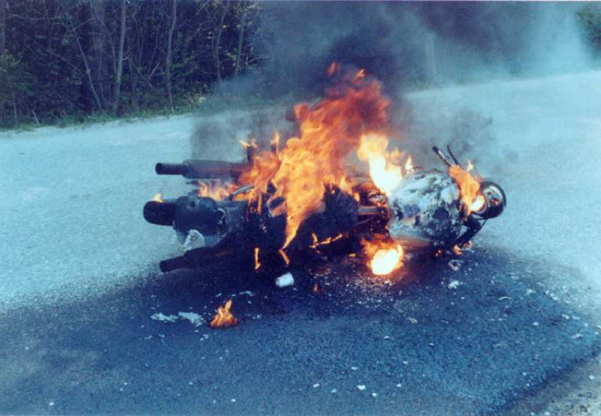 Под Волгоградом пироманы сожгли мотоцикл «Урал"