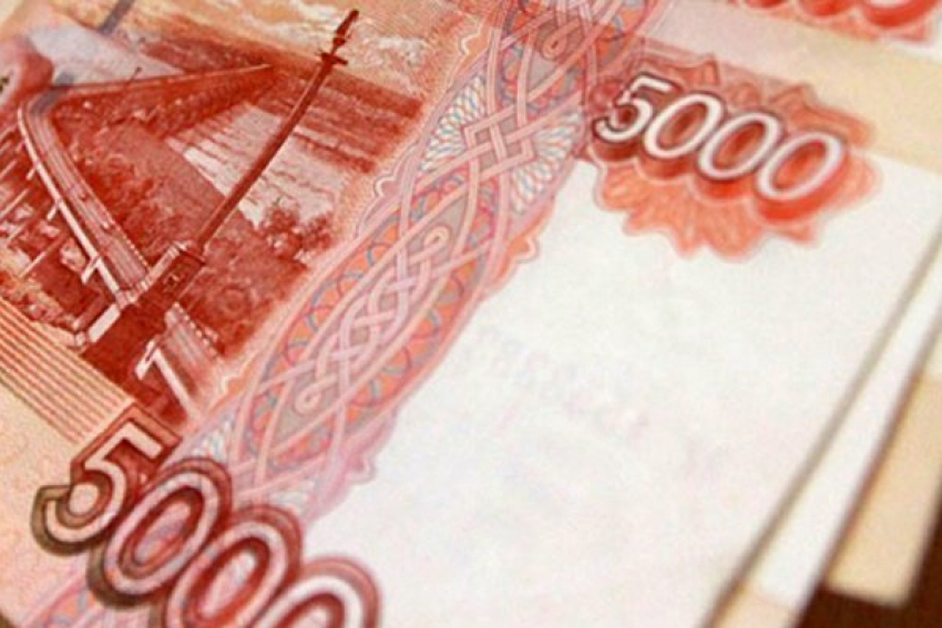 В Волгограде адвокат получил почти 1,5 млн за минимальное наказание