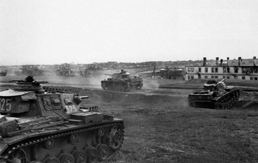 31 августа 1942 года - немецкие войска пытаются ворваться в Сталинград