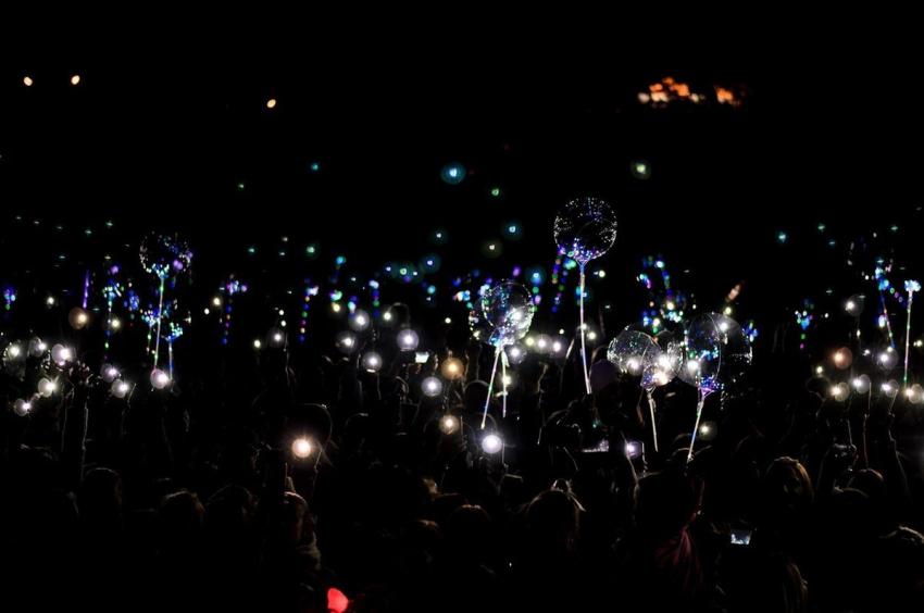 Сотни светящихся воздушных шаров взметнутся в небо над Волгоградом