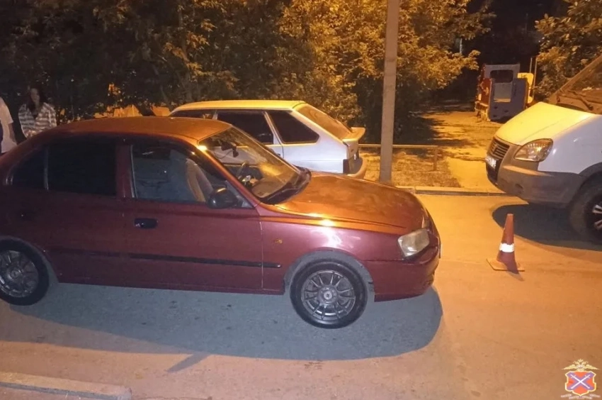 18-летняя волгоградка на иномарке сбила ребенка у дома