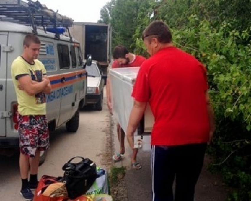 В общежитии Волгограда потолок рухнул за 2 недели до окончания не начавшегося ремонта 