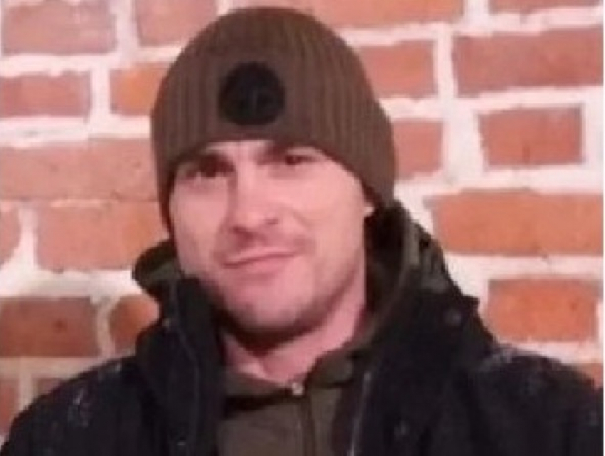 Молодой мужчина в спортивном костюме пропал под Волгоградом 