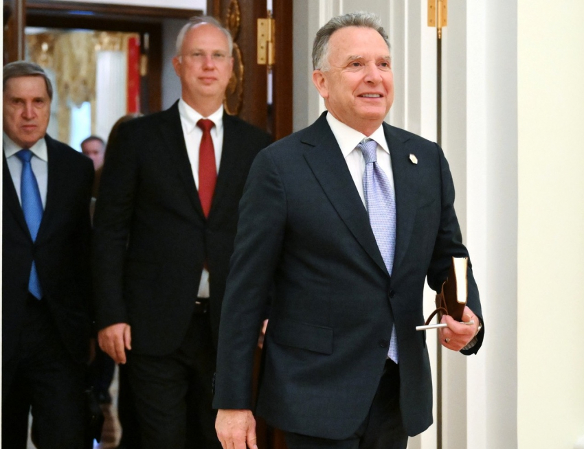 «Уиткофф — русский шпион, 28 пунктов писал Путин»: кому выгоден срыв договорнячка, объяснил политолог