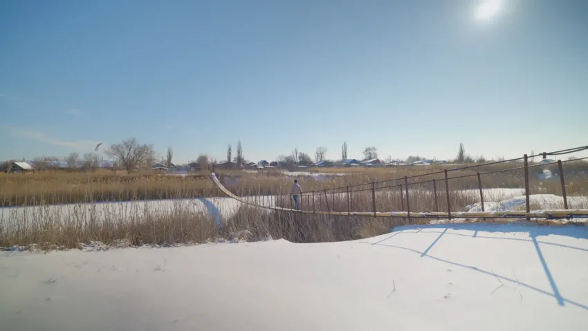 Мост и детская площадка подарили селу Карповка новые возможности