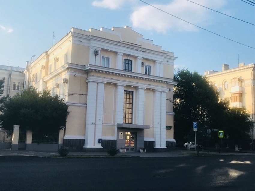 Волгоградские власти раздают муниципальное имущество в центре города