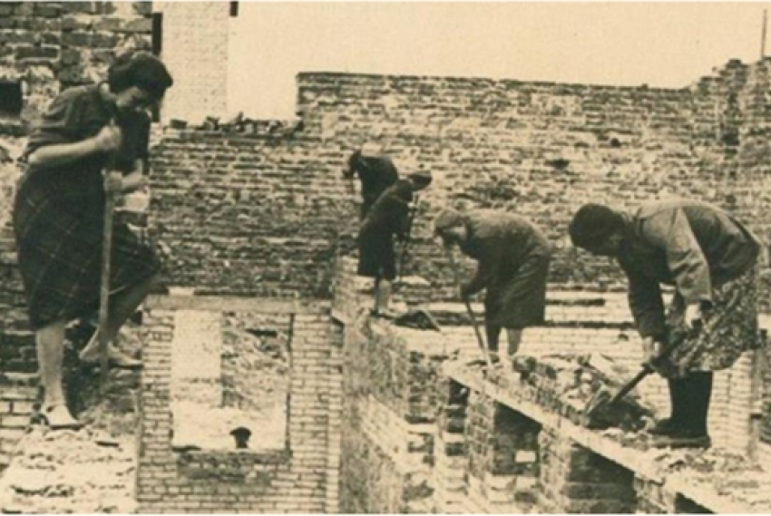 Воспитательницы начали восстанавливать Сталинград: история черкасовкого движения