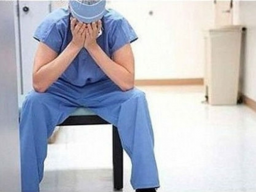 44-летний житель Волжского скончался в кабинете уролога от инъекции