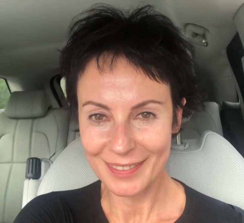 «Бурчат в микрофон с дефектом речи»: Апексимова раскритиковала уровень подготовки актеров-зумеров