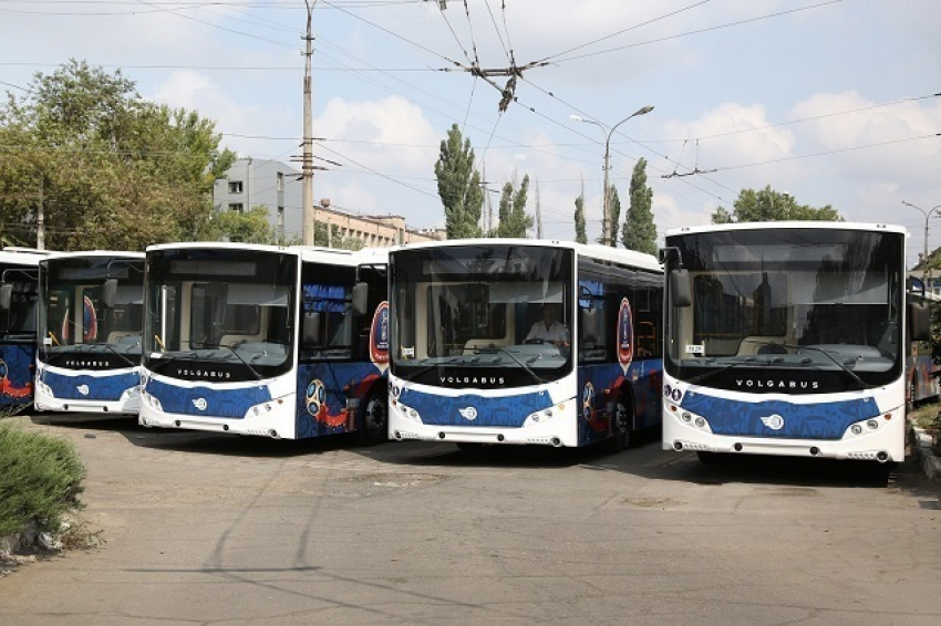 По 400 человек перевез каждый автобус-шаттл на 9 мая