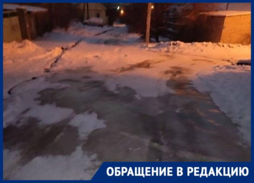 «Плодовым деревьям конец»: ледяная вода шестой день заливает  частный сектор Волгограда