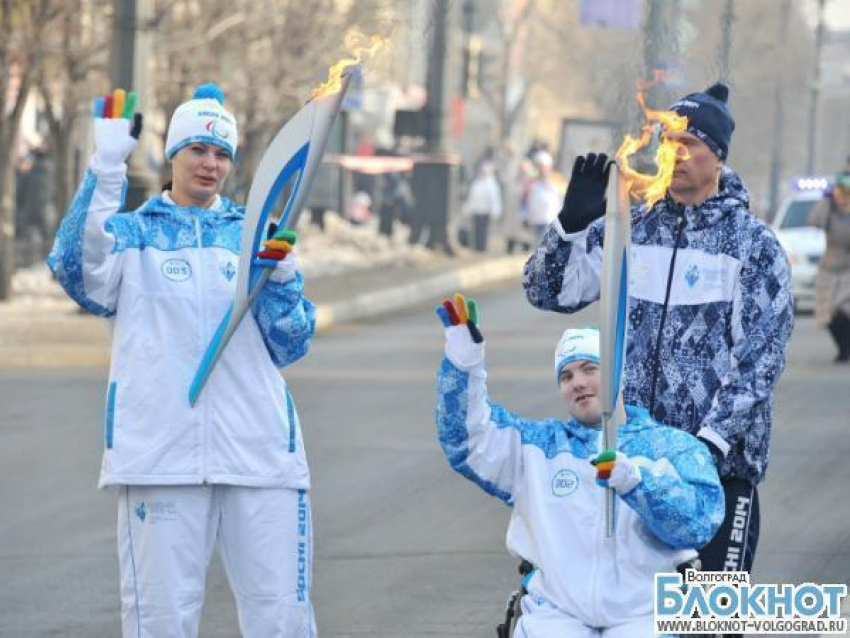 Эстафета Паралимпийского огня в Волгограде займет час, а дороги перекроют за день до нее