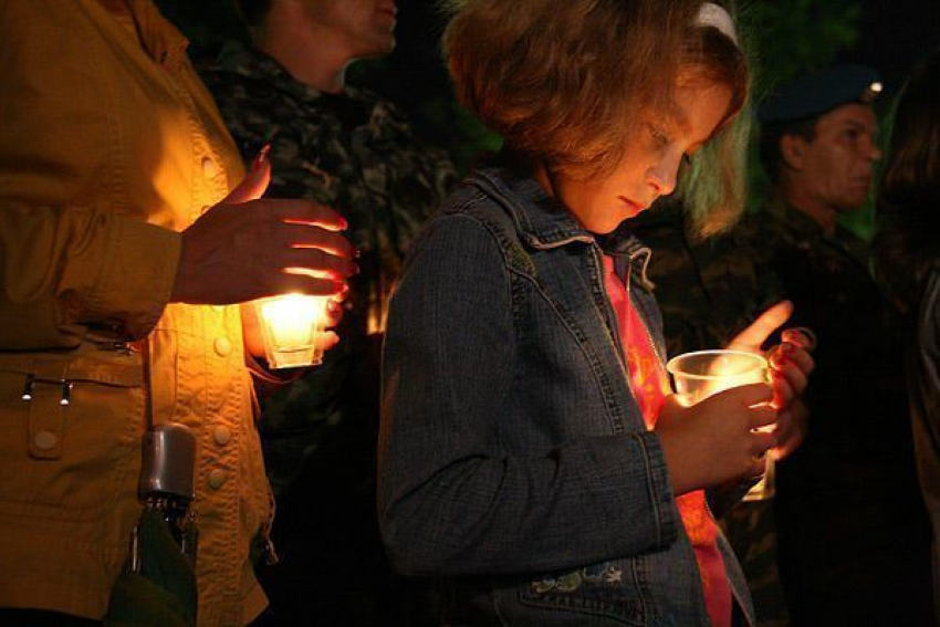 В Волгограде почтили память жертв Донбасса