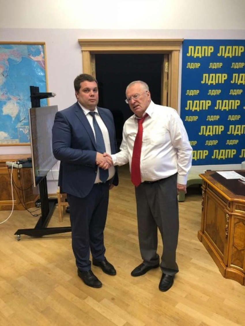 Жириновский утвердил Попова в должности руководителя Волгоградского реготделения ЛДПР
