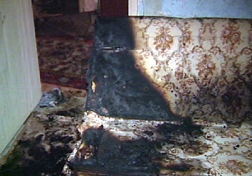 В Волгоградской области курильщик отравился угарным газом на пожаре