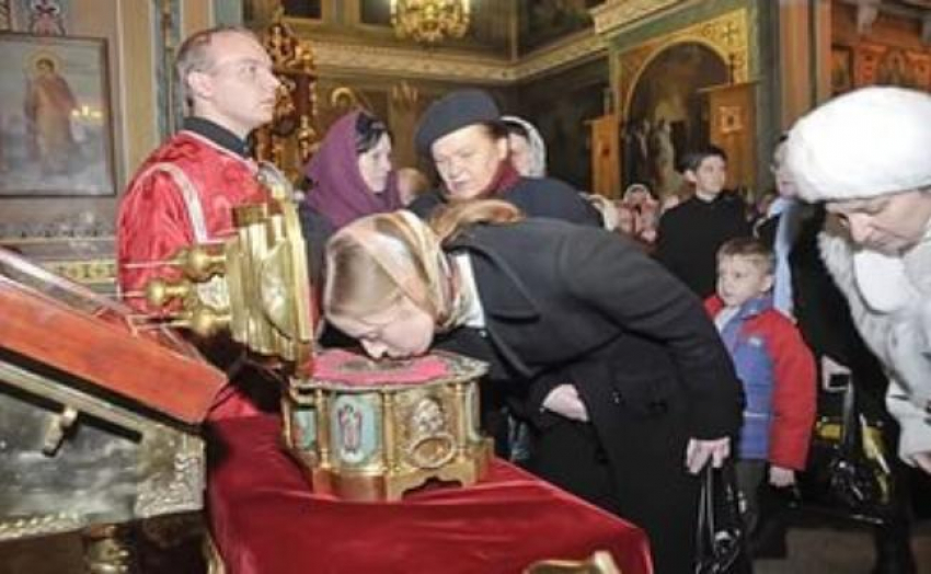 Волгоградцы смогут поклониться мощам великомученика Пантелеимона