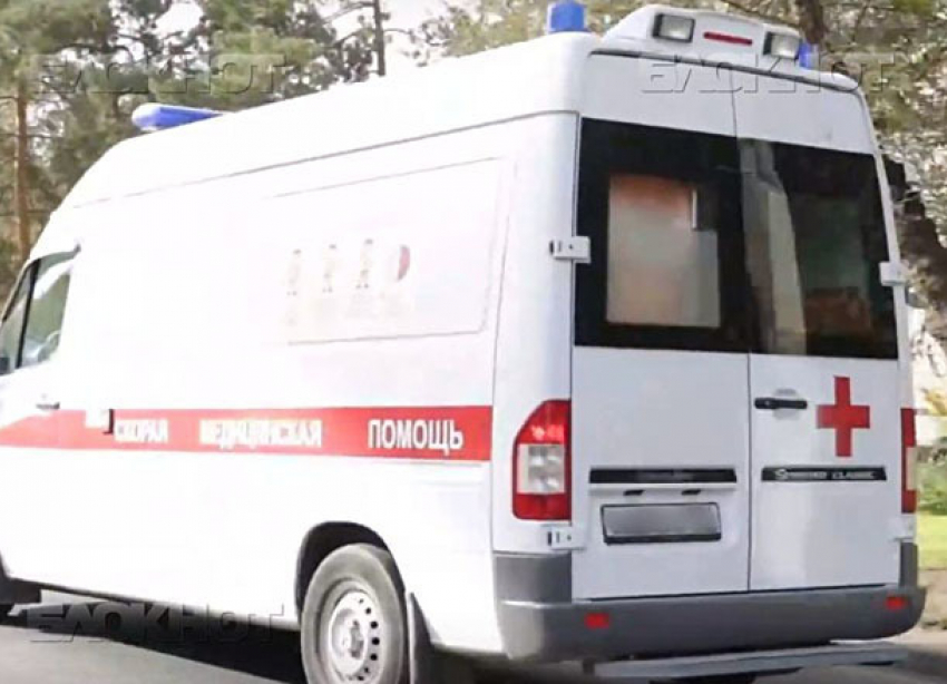 УАЗ «Фермер» влетел в компанию школьников в Волгоградской области