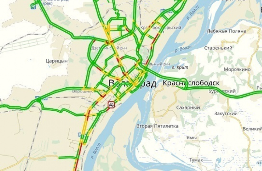 Пробки парализовали Волгоград на двух продольных магистралях