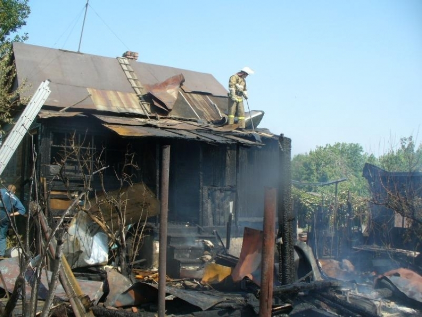 Трое детей заживо сгорели в Волгоградской области