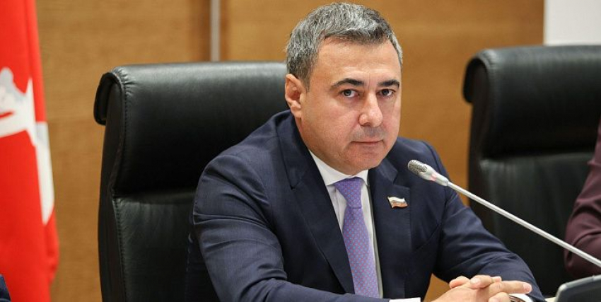  «Единая Россия» обломала политические амбиции Руслана Шарифова 