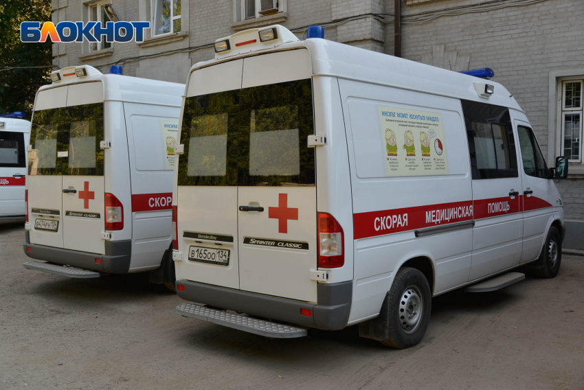 В тяжёлом состоянии в реанимации: в Волгограде спасают попавшую в аварию 8-месячную малышку
