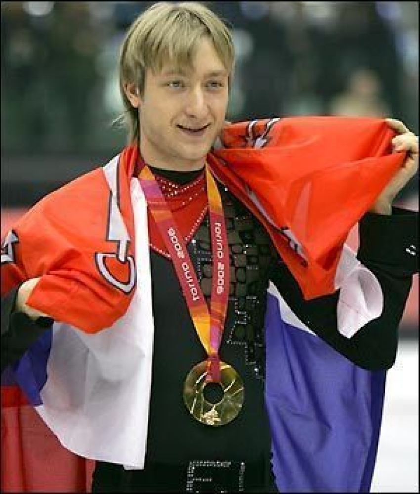 Олимпийскому чемпиону из Волгограда Евгению Плющенко 30 лет