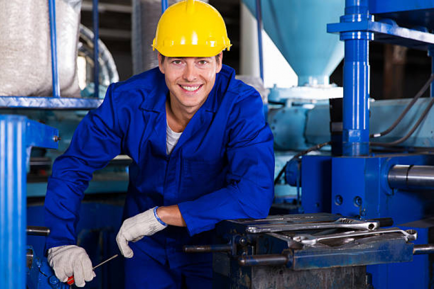 Требуется оператор профилегибочного станка, з/п от 35 000р. Заходи в справочник