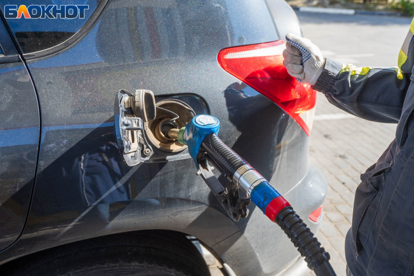 Ситуацию с топливом в Волгоградской области взяли на особый контроль после атаки ВСУ 