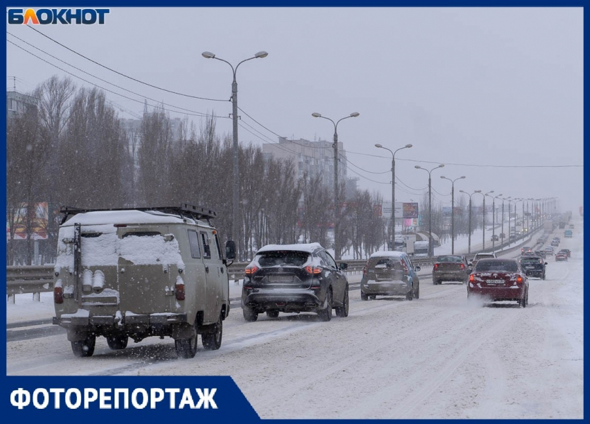 Волгоград выбирается из снежного плена: циклон «Патриция», остановка федеральных трасс и жуткие пробки