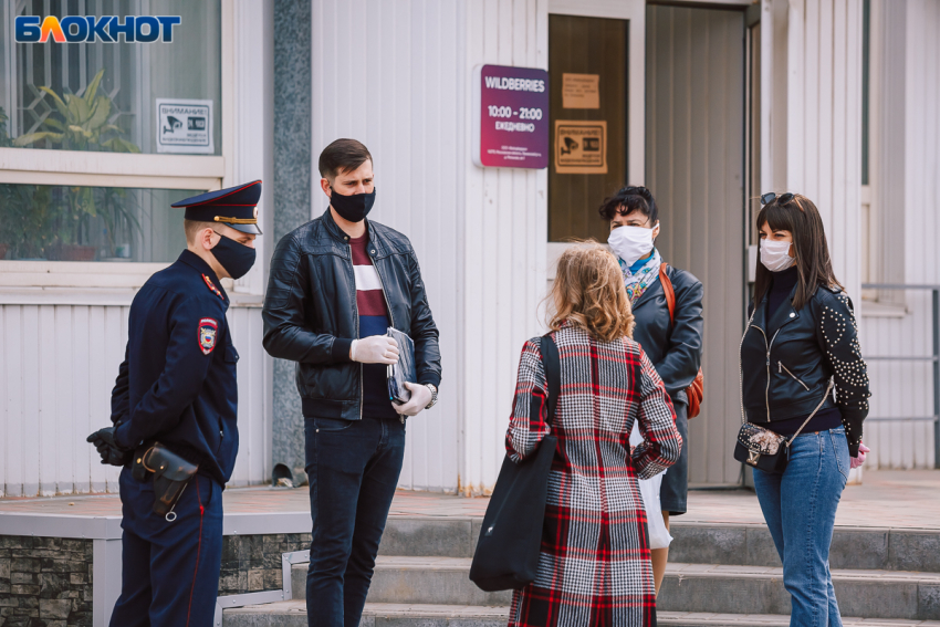 Обязательная вакцинация от COVID-19 в Волгоградской области: какие сферы попали в список