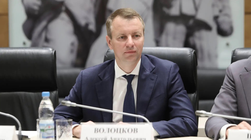Экс-депутат Госдумы оказался нарасхват в волгоградской облдуме