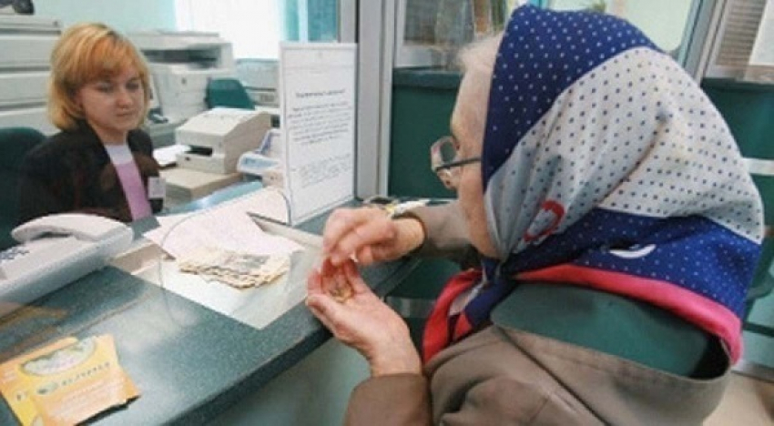 Средняя пенсия в Волгоградской области составила 12 тысяч рублей