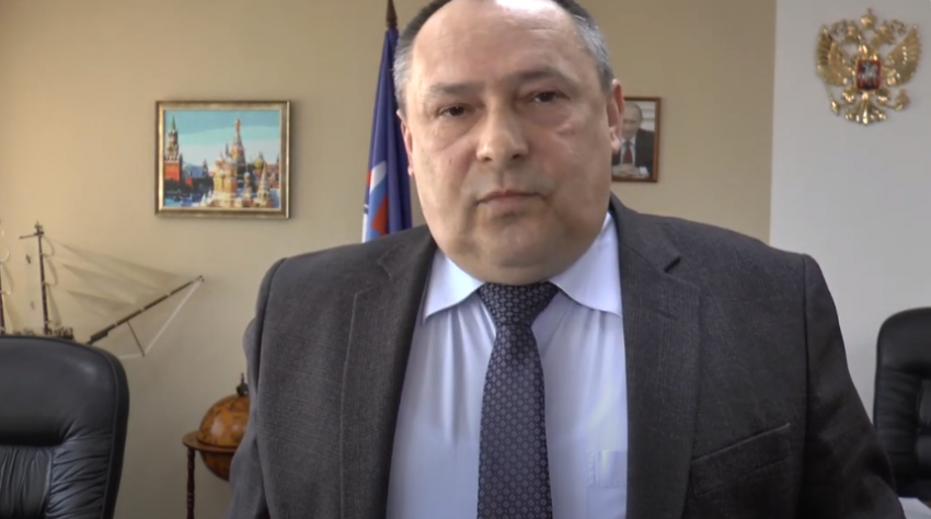 Волгоградский глава района снят с должности после махинаций с увольнением заместителя