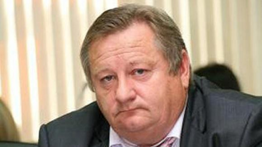 Экс-глава Кировского района за пьяную езду идет под суд в Волгограде
