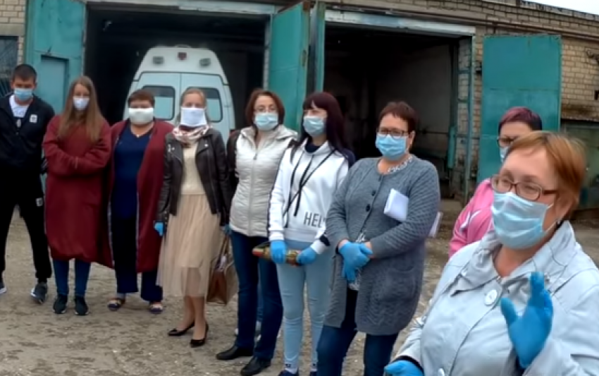 Множественные нарушения по выплатам медработникам за работу с коронавирусными больными выявлены в Волгоградской области