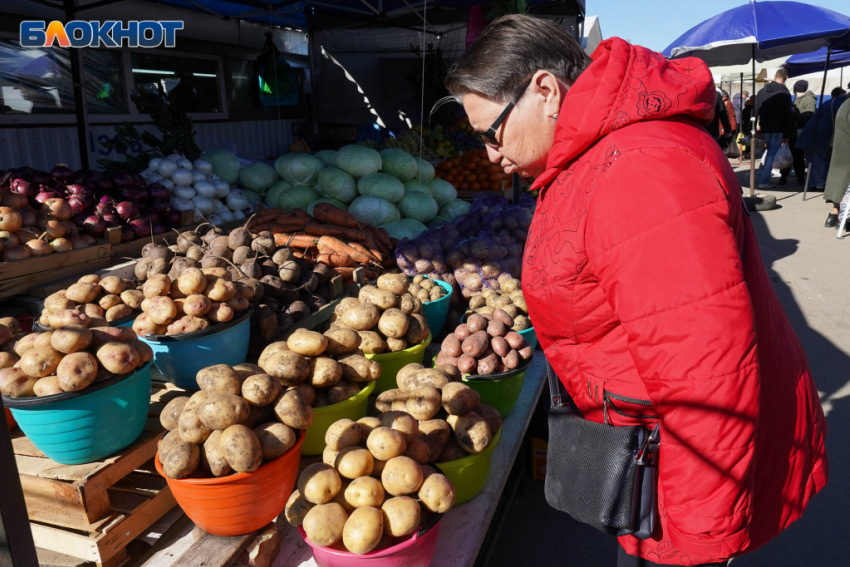 Кто богатеет из-за повышения цен на продукты, объяснил волгоградский экономист