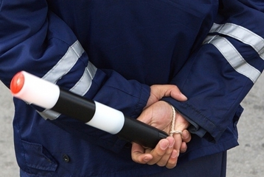 Под Волгоградом лжеполицейский похитил у пенсионерки 50 тысяч