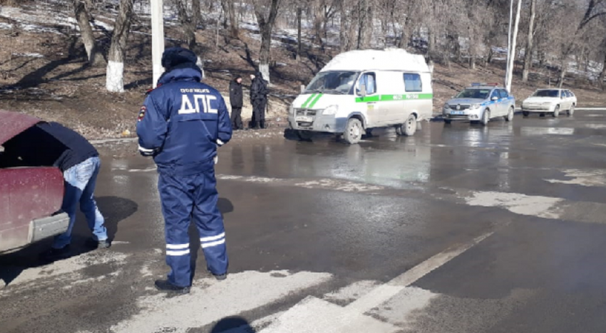 В Волгограде будут ловить тонированные машины