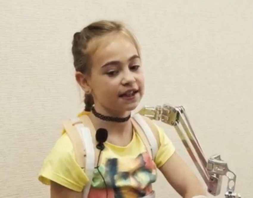 Волгоградские врачи «окрылили» 8-летнюю девочку из Германии