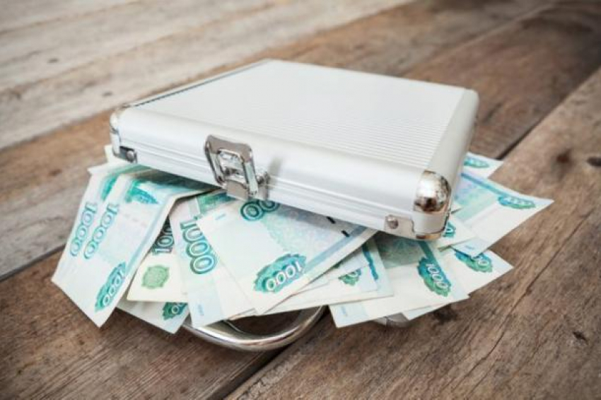 Волгоградские чиновники отдадут банкирам 800 миллионов бюджетных денег
