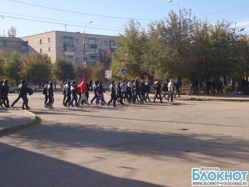 Митинг против терроризма в Волгограде закончился в полицейском участке